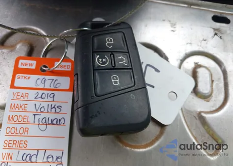 2019 Volkswagen Tiguan 2.0T Se/2.0T Sel/2.0T Sel R-Line/2.0T Sel R-Line Black from USA, damaged, VIN 3VV3B7AX5KM089979